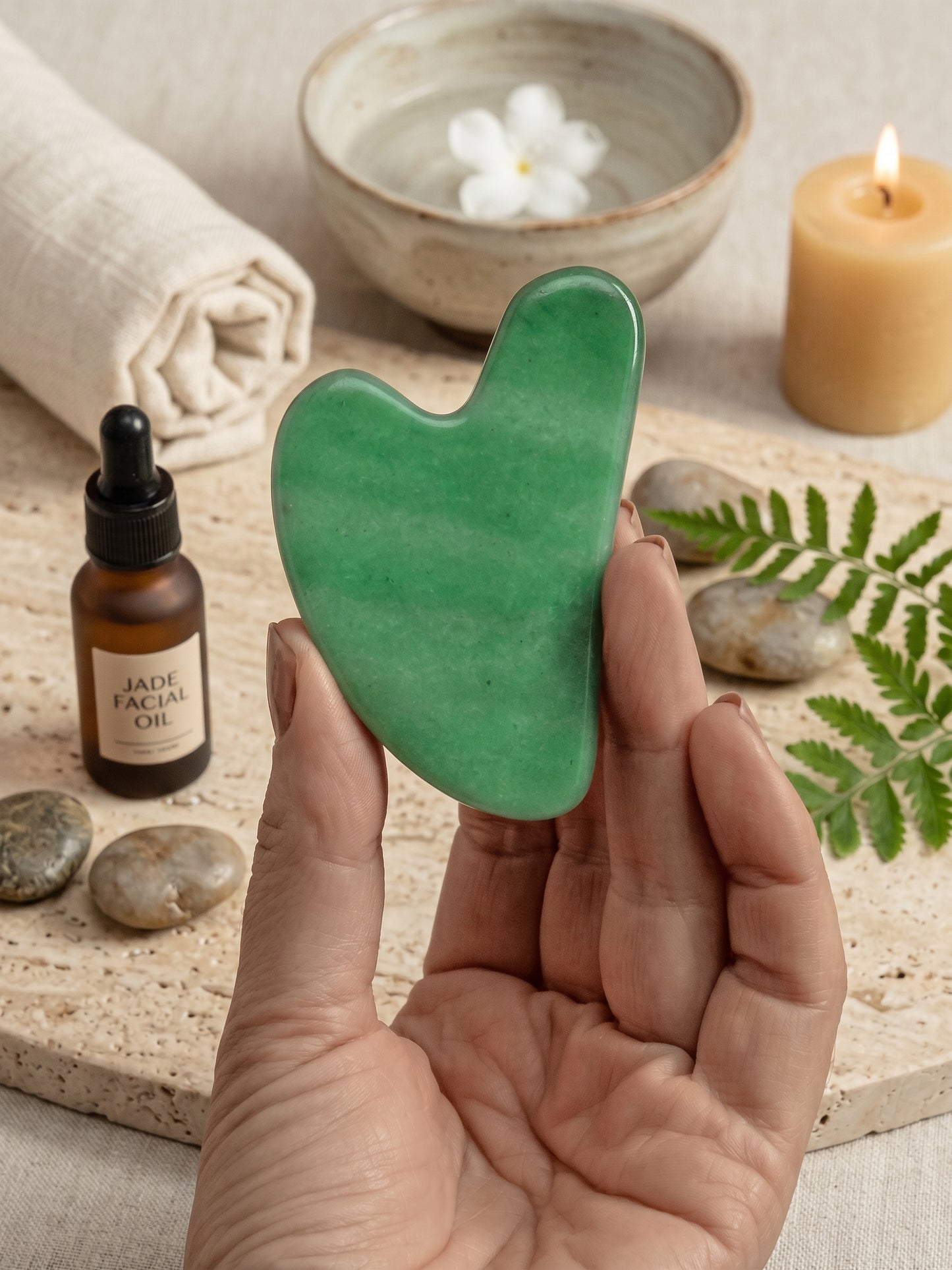 Green Jade Gua Sha – Lift, Sculpt & Relax | DC05L